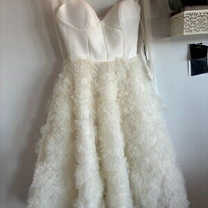 Size 8 Wedding Gown from Atelier Wu